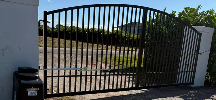 Driveway Fence Repair Lisle